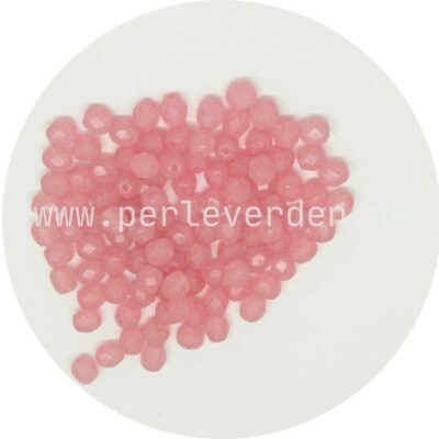 Tjekkiske Fire polished runde facetperler i farven Lys rosa